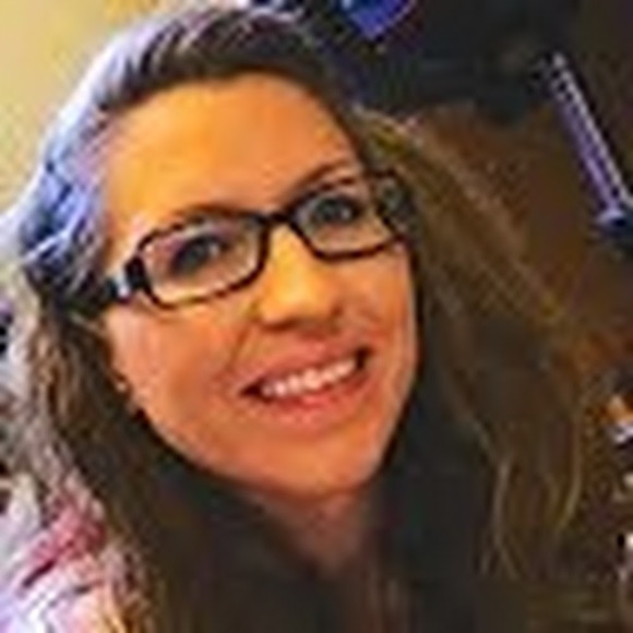 Meet your Posher, Tara - Picture 1 of 1